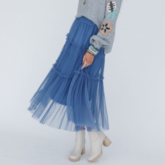 Anniewear Tiered Tulle Blue Midi Skirt, Size Small, NWT - Picture 2 of 8